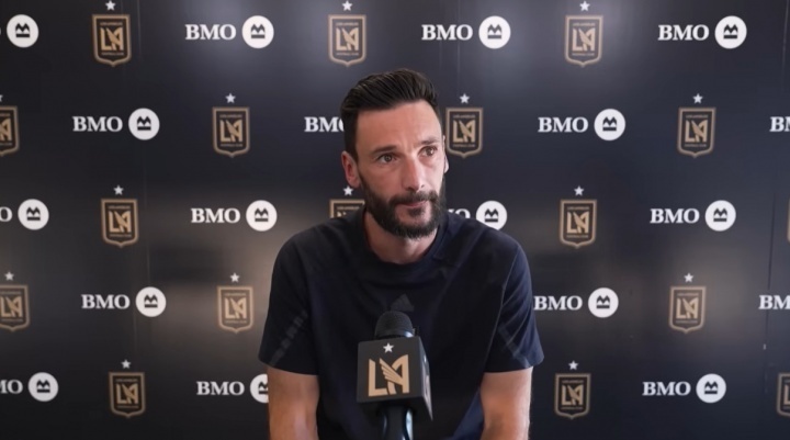 还有一年是, 我不喜欢凭, 人对话