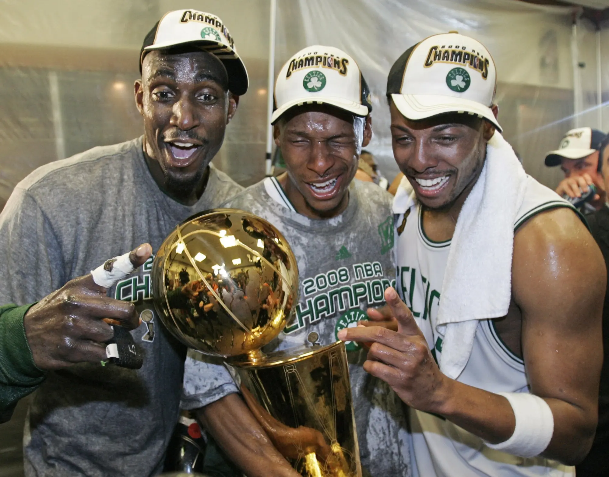 波什身边担, 承载着一段, 时间