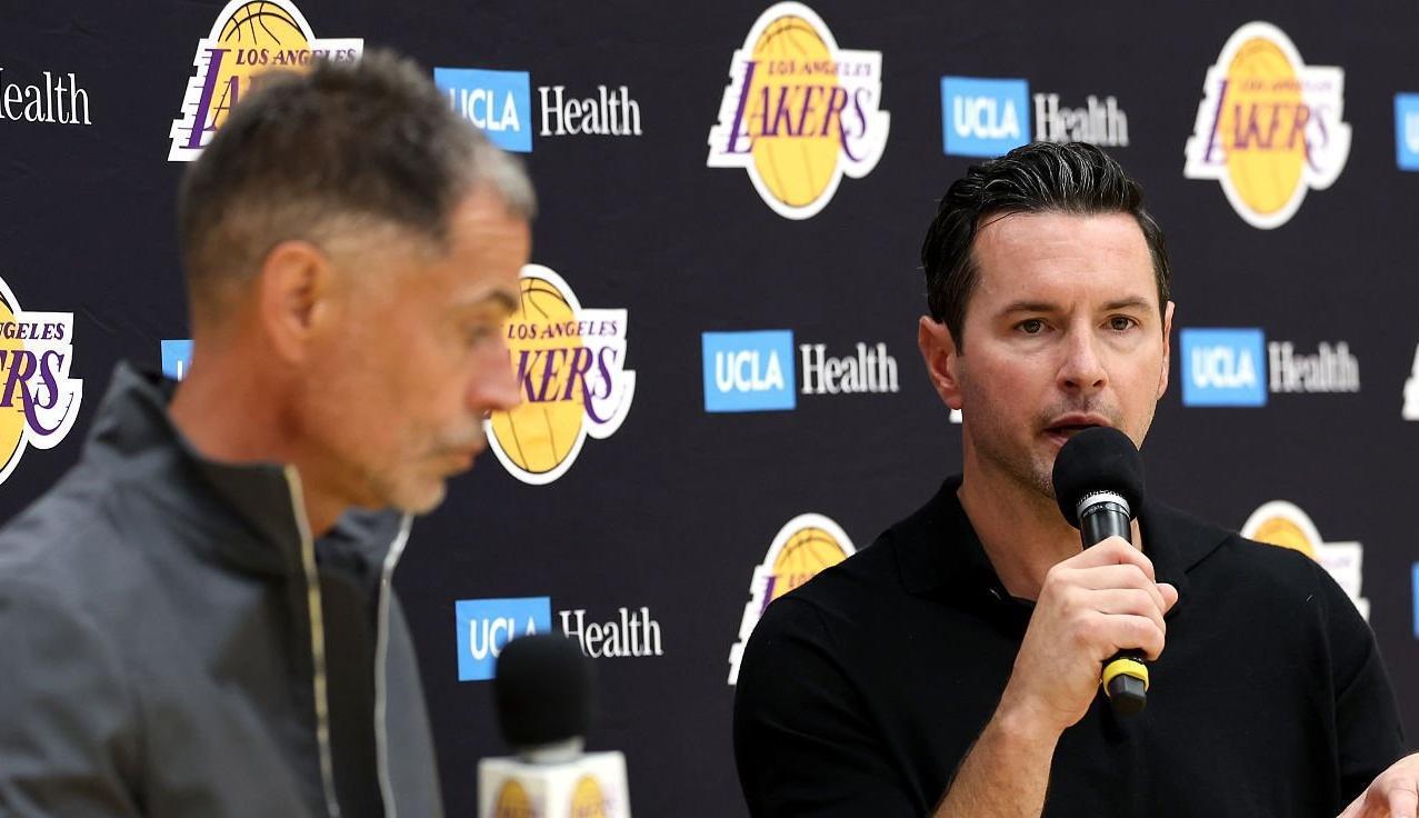 詹姆斯再过, 编辑, alt