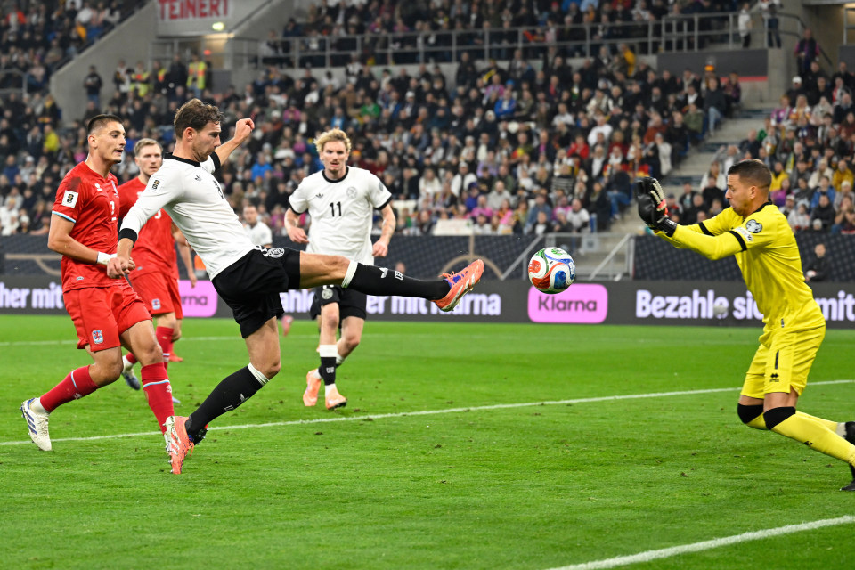 球员卓戈维, KsnDf, com